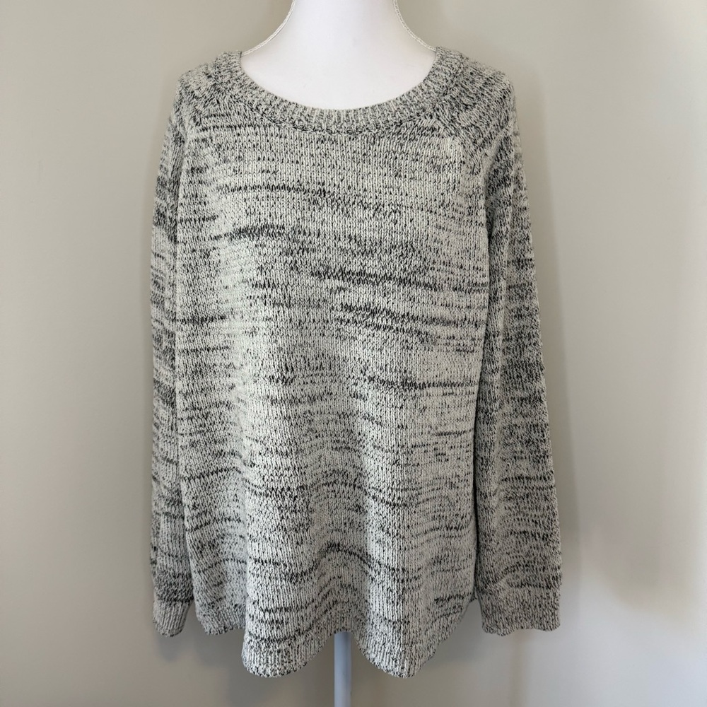Eddie Bauer Women's Marled Gray Sweater - Size L